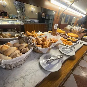 Hotel Fontana, Venecia
